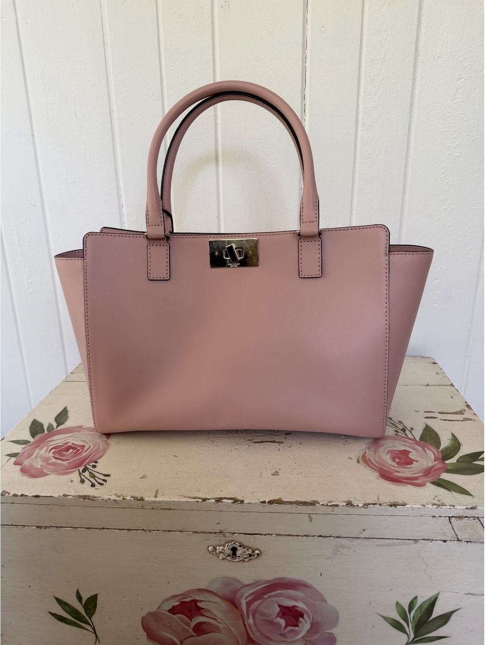 Kate Spade New York Pink Leather Tote Handbag with Gold Hardware